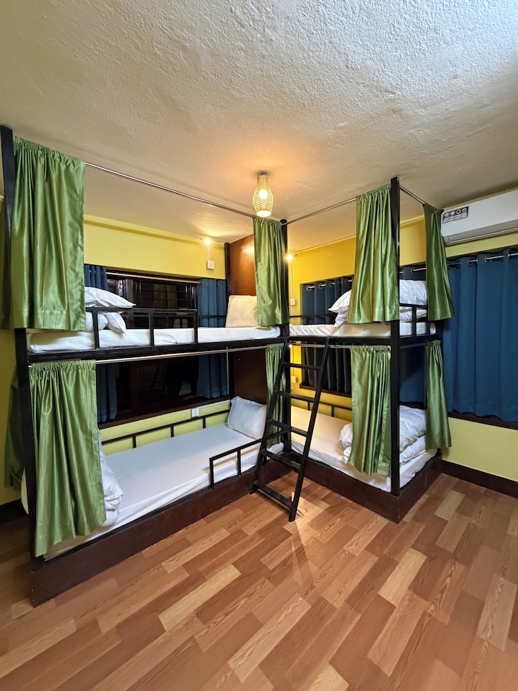 Nepali Heritage Hotel 30/50