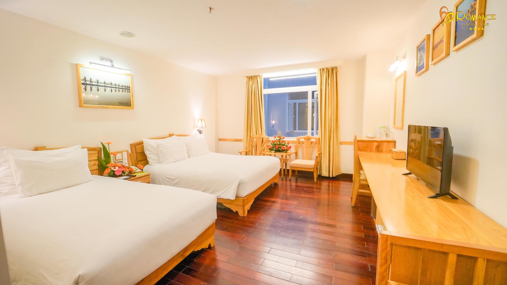 SUPERIOR, DOUBLE OR TWIN BED