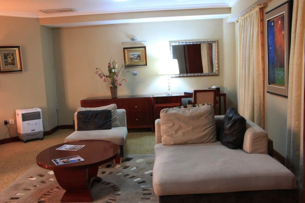 Chelsea Hotel Central Area 40/54
