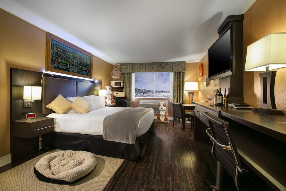 Prospector Hotel and Casino 25/75