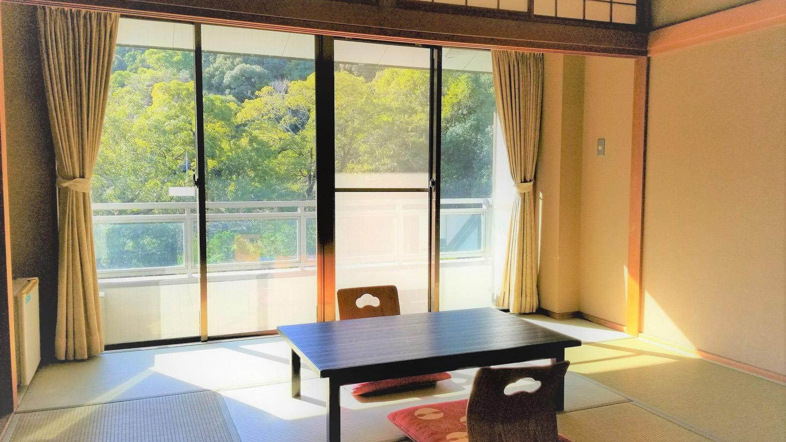 Japanese, Standard, Mountain Side, Mountain View, Smoking Type Not Guaranteed