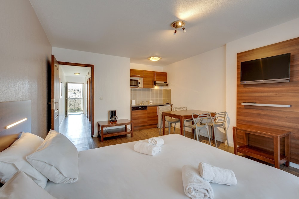Residhotel Azurea 7/43