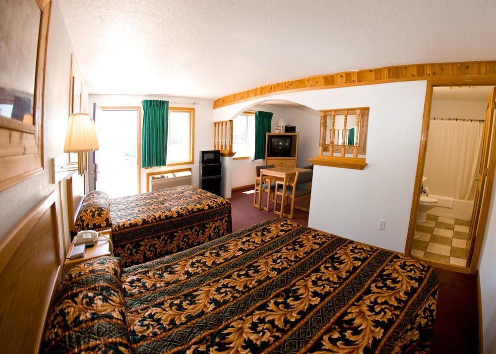 North Country Inn & Suites 37/39