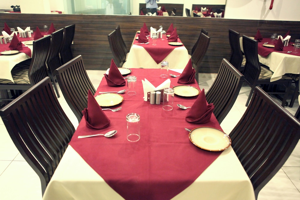HOTEL SAAR INN 38/54
