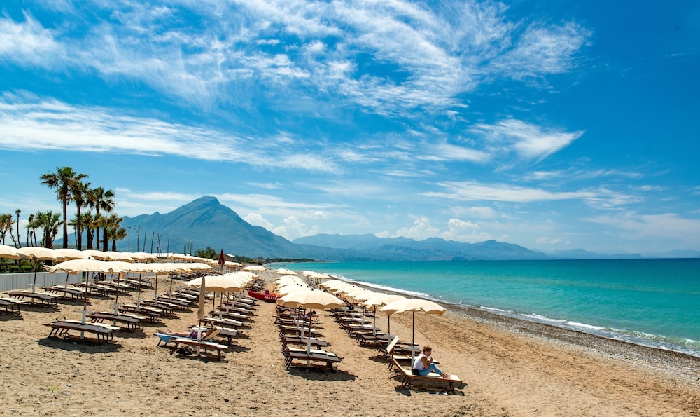 Mangia's Himera Resort 3/51