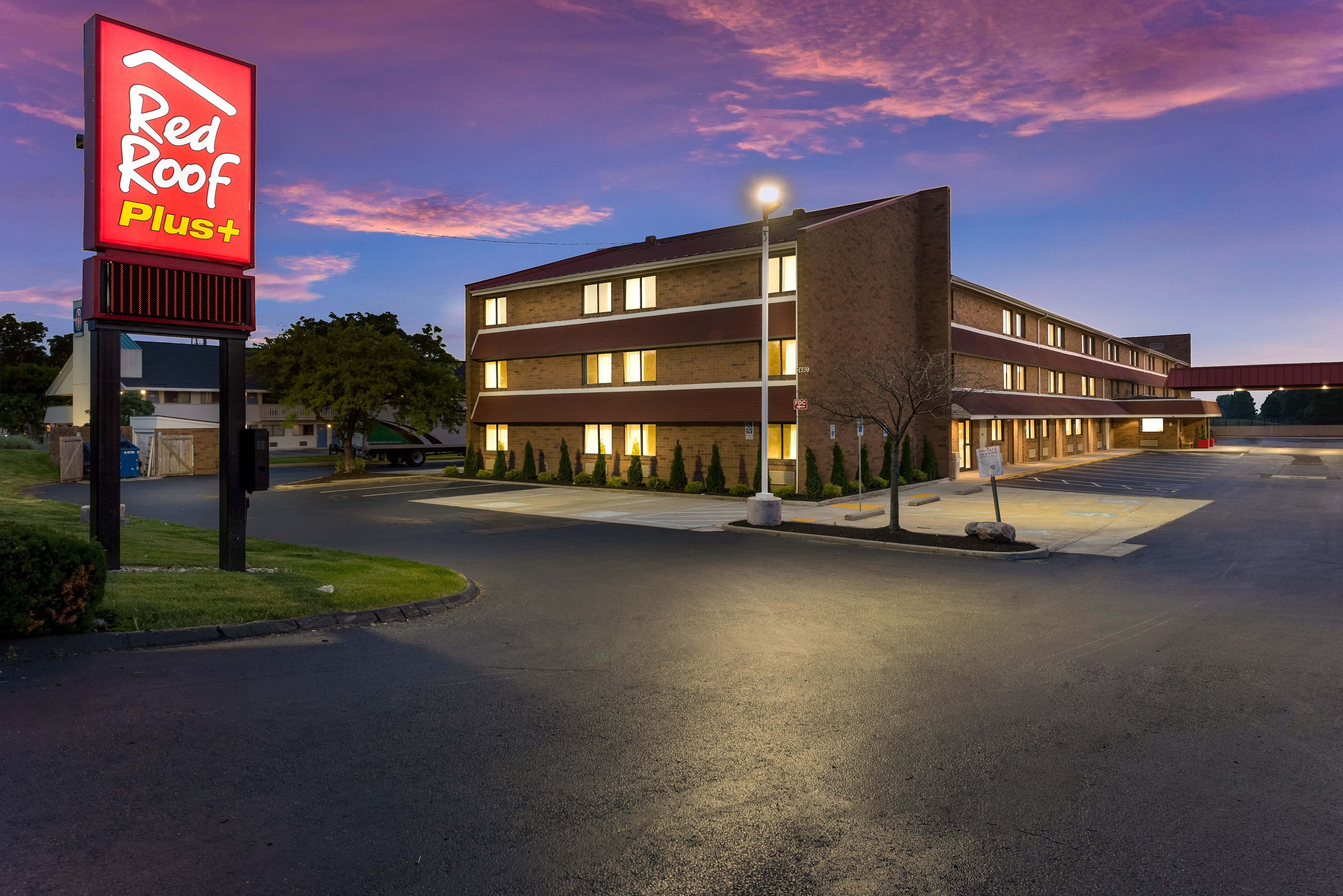 Red Roof PLUS Columbus Worthington 13/13