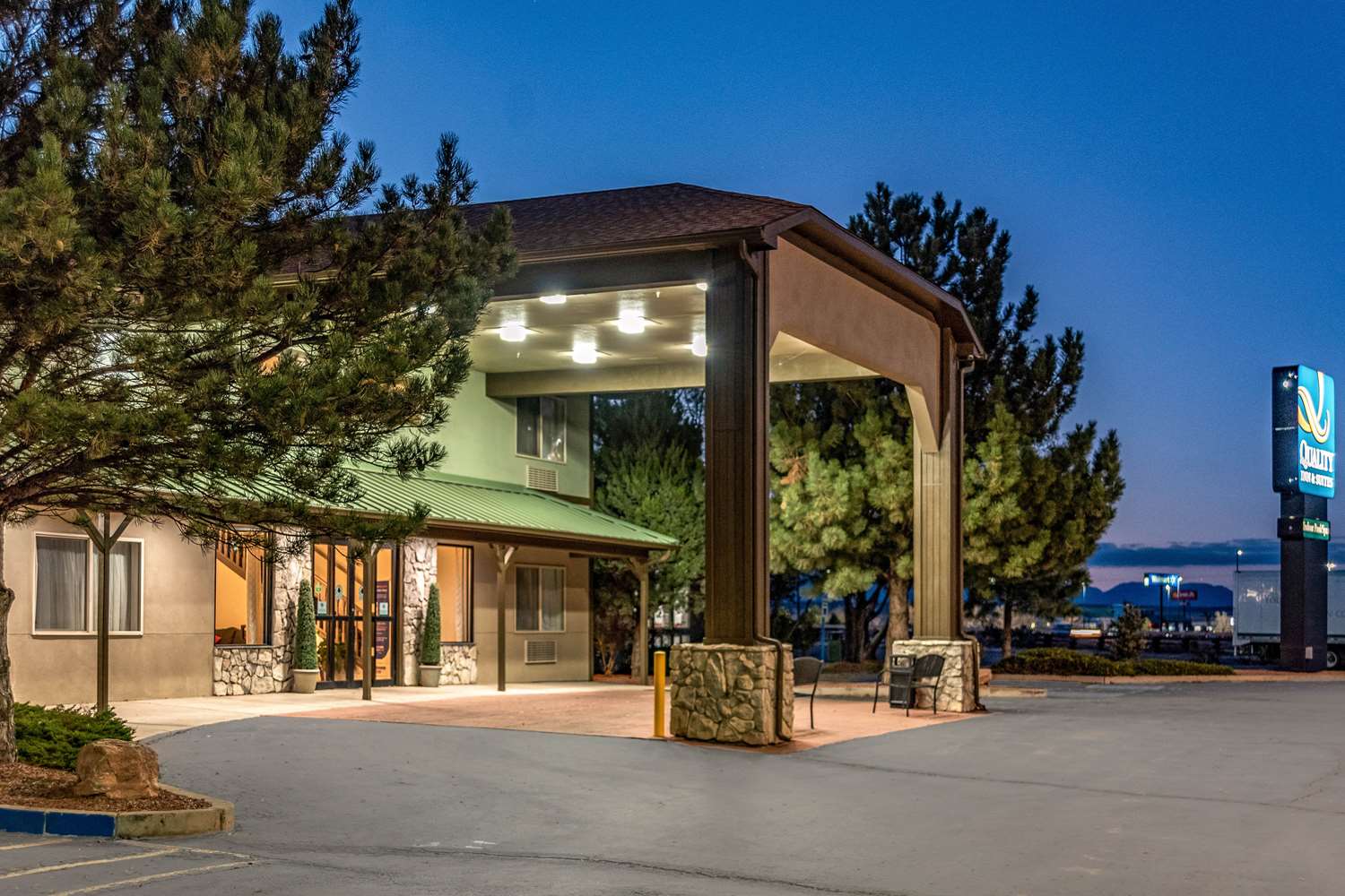 Quality Inn & Suites Pueblo West 3/43