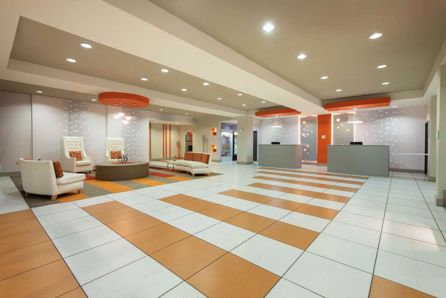 La Quinta Inn & Suites by Wyndham Harrisburg-Hershey 8/51