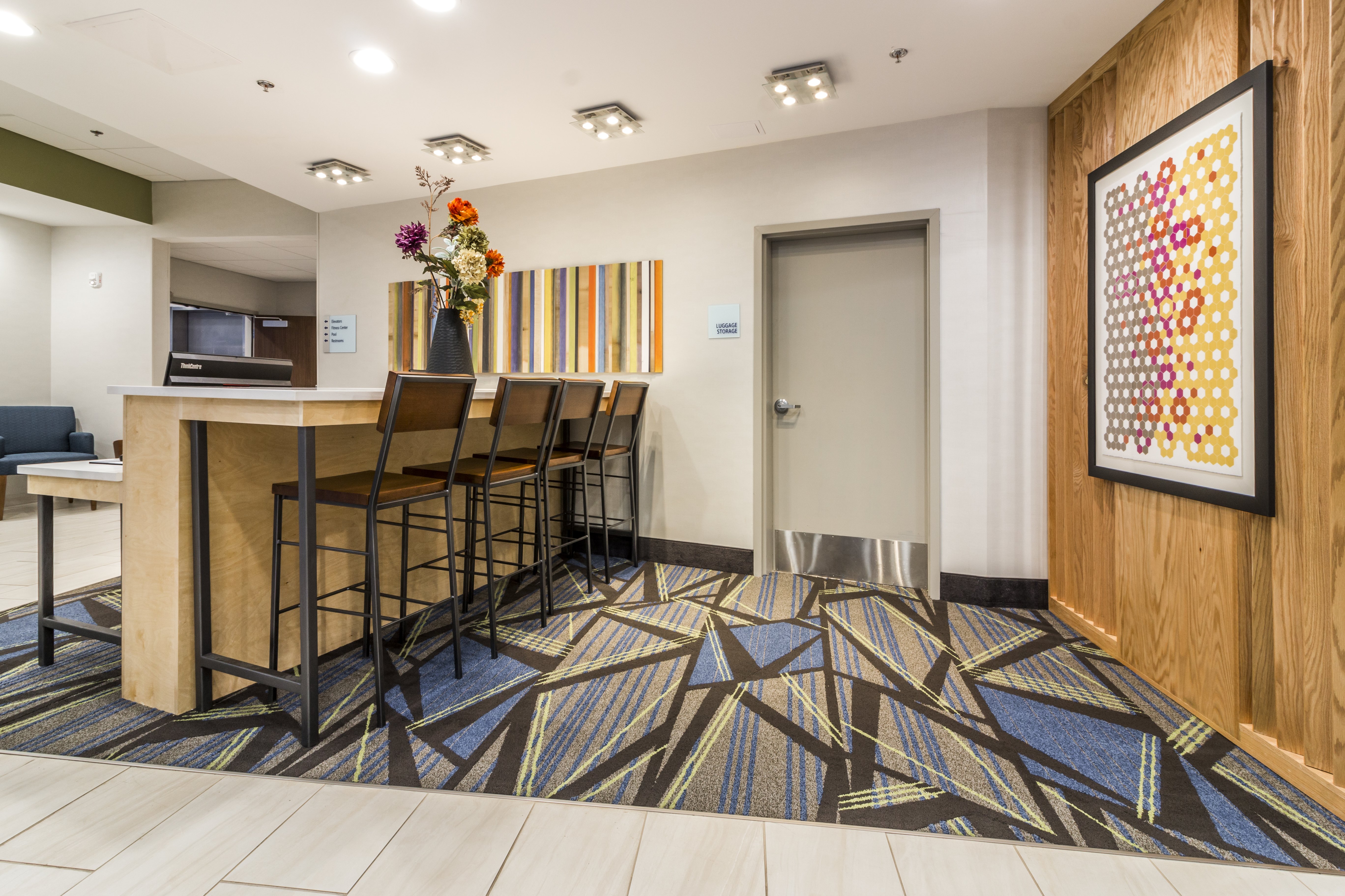 HOLIDAY INN EXPRESS VILLA RICA 9/38