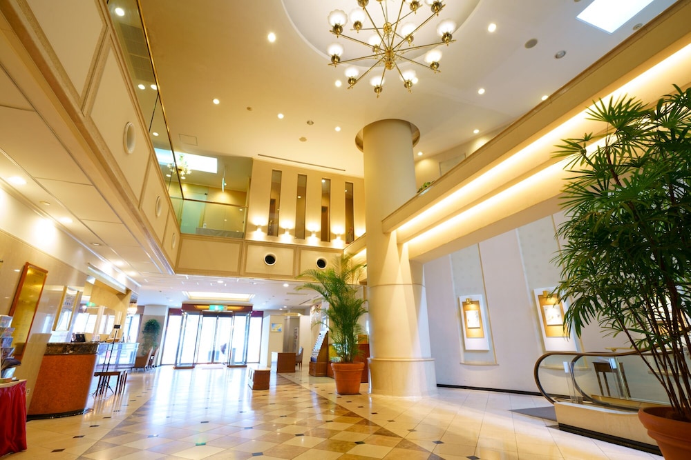 Sasebo Washington Hotel 7/65