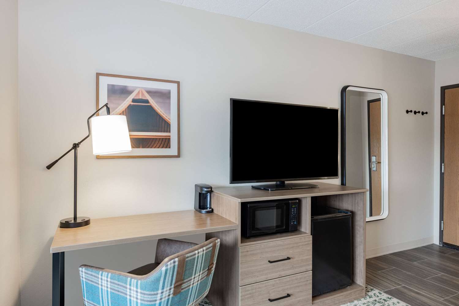 Americinn By Wyndham Proctor Duluth Black Woods 48/53