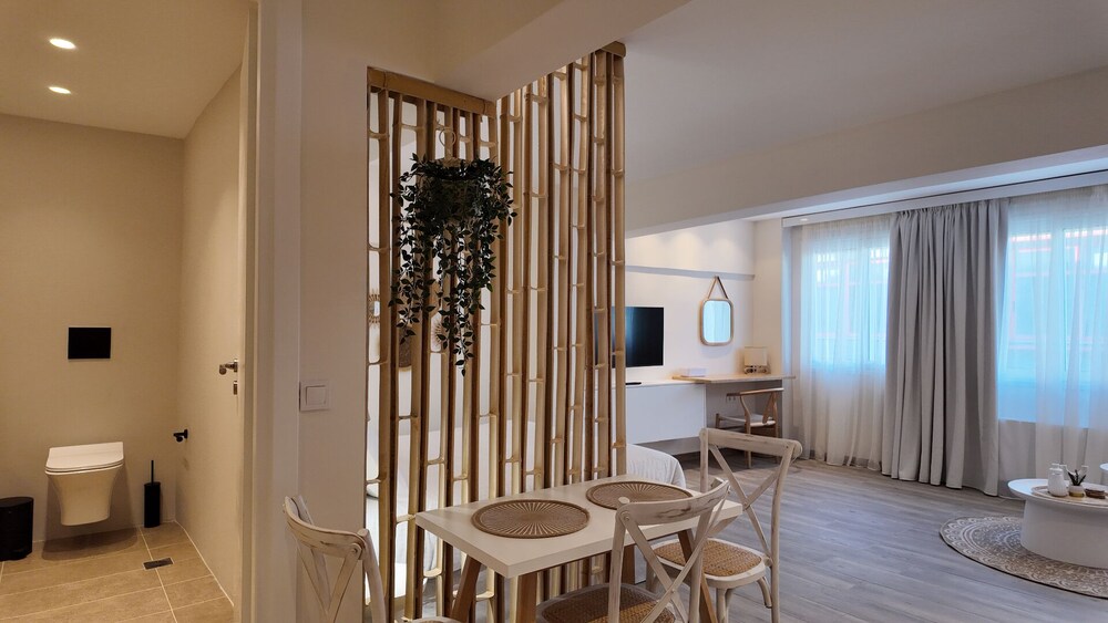 Euphoria Apartments 56/56