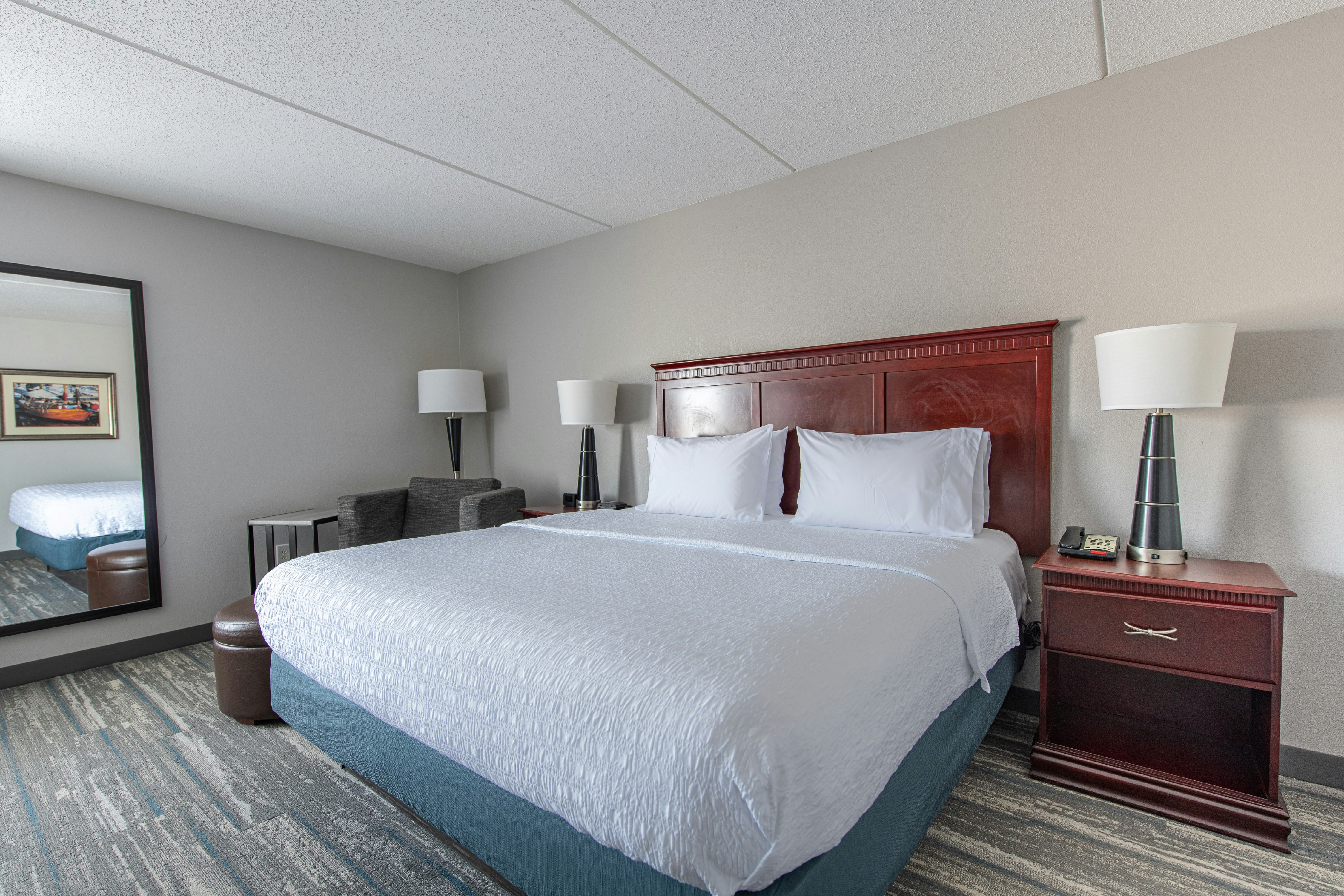 غرفة بسرير كينج، Hampton Inn Newport News-Yorktown 5/10