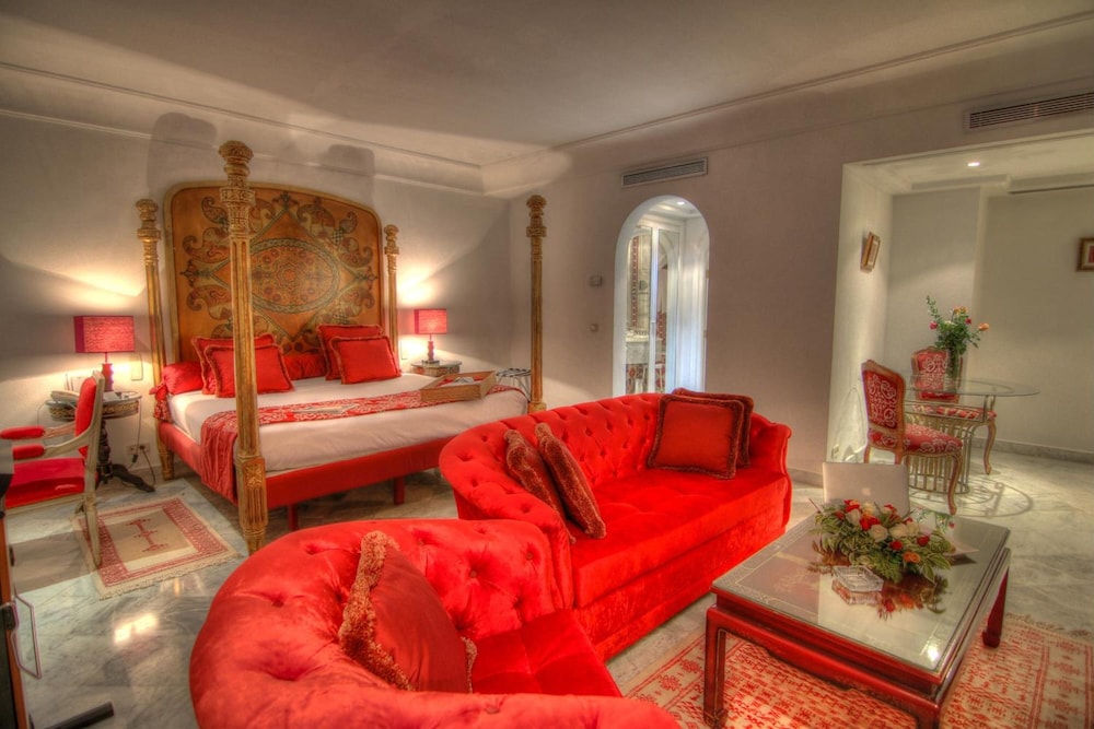 HOTEL LA MAISON BLANCHE 27/52