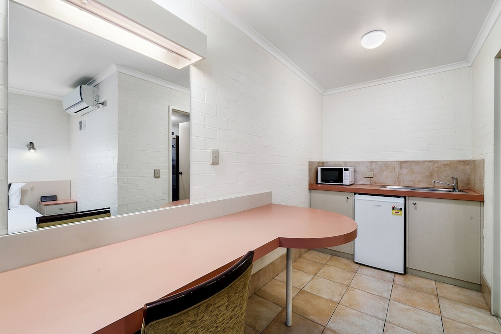 Best Western Warby Lodge Motor Inn 8/27