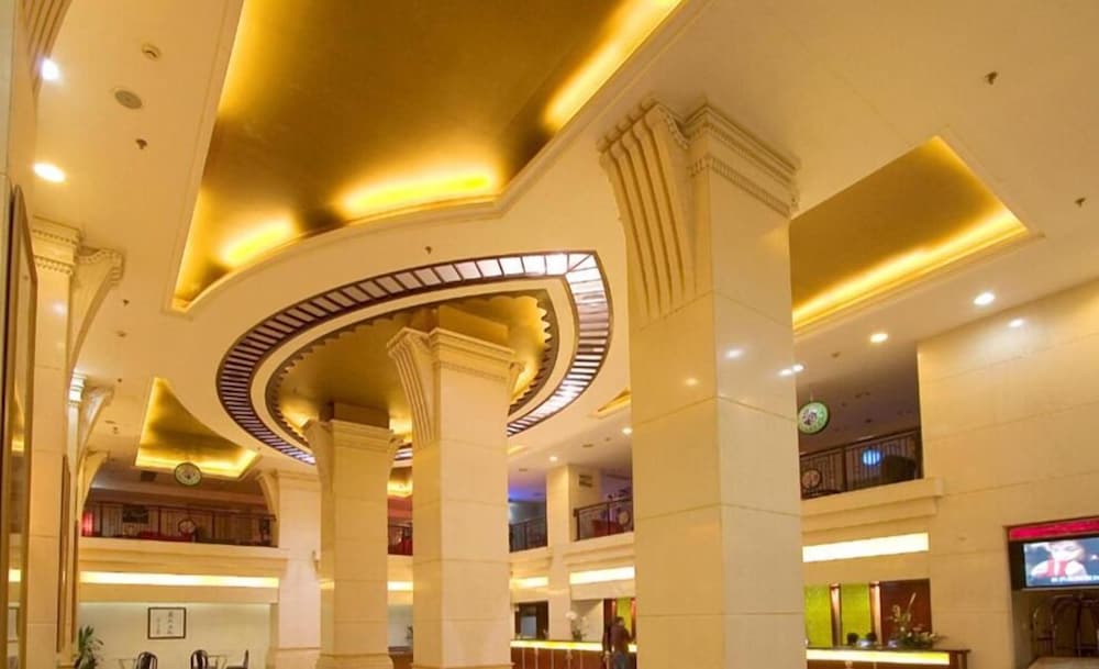 Aiqun Hotel 10/70
