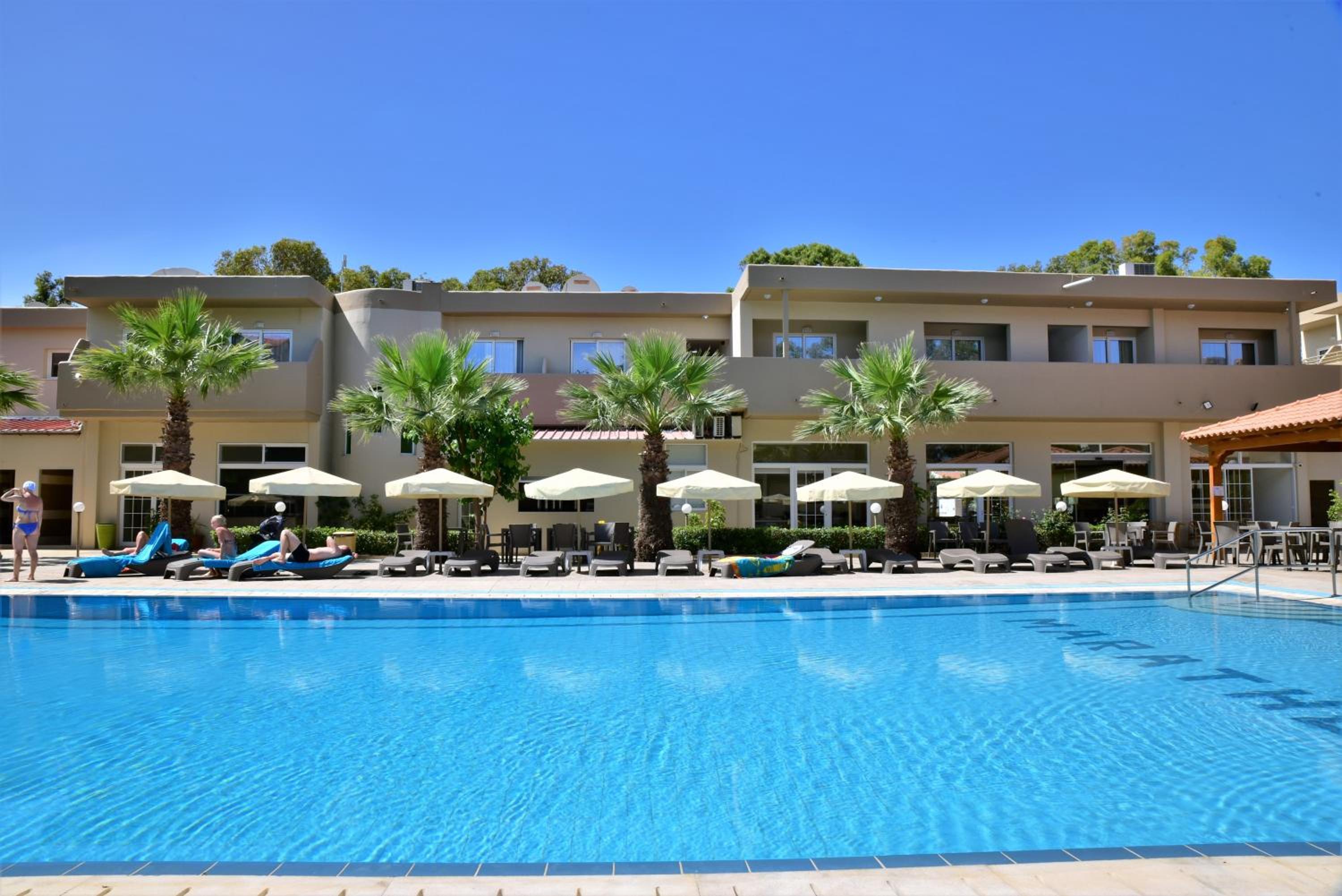 Marathon Hotel 7/50
