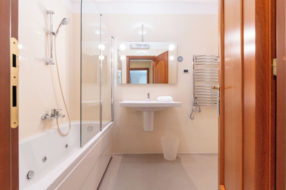 شقة سوبيريور بسريرين كينج بشرفة بغرفتي نوم، THE RESIDENCE 4/5