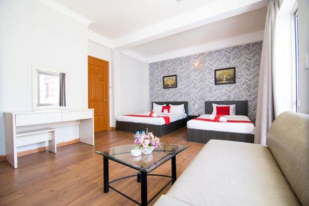 Quynh Giang Hotel 15/16