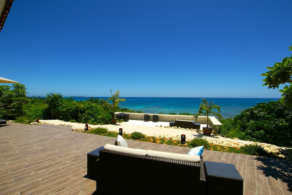 Villabu Resort 55/63