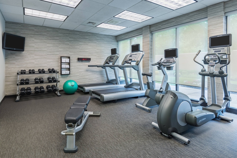 Courtyard By Marriott Providence Lincoln 20/50