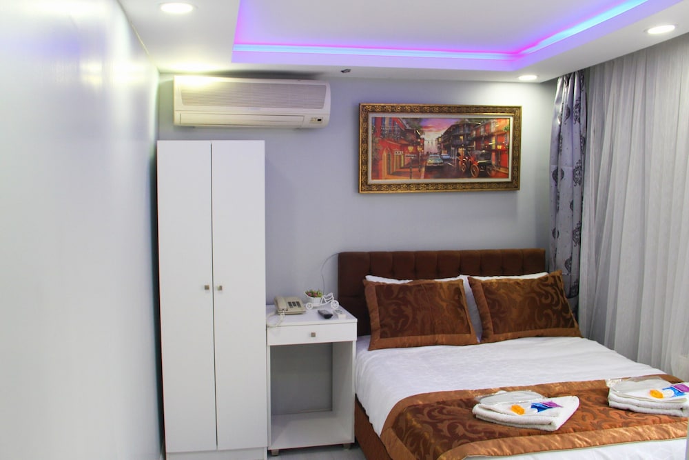 Hamzabey Hotel 37/41