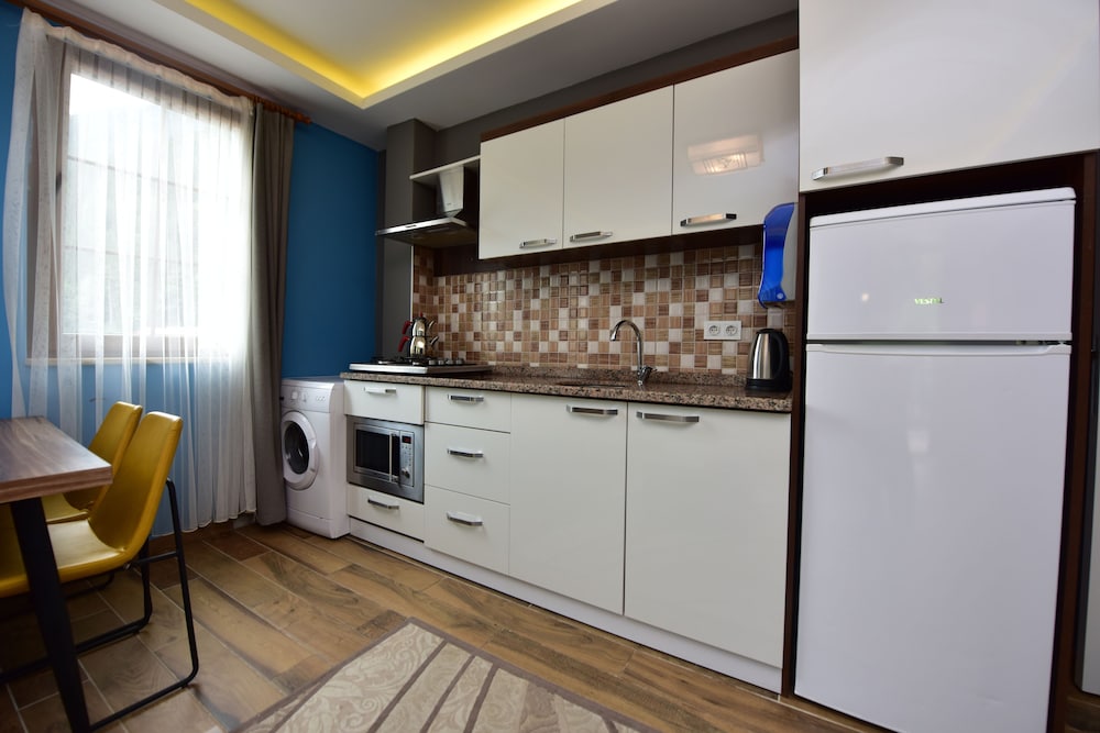 Hirande Hotel 10/50