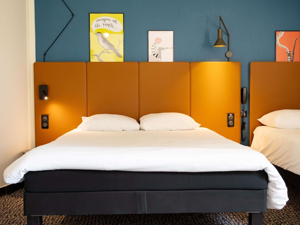Ibis Avranches Baie Du Mont Saint Michel 16/65