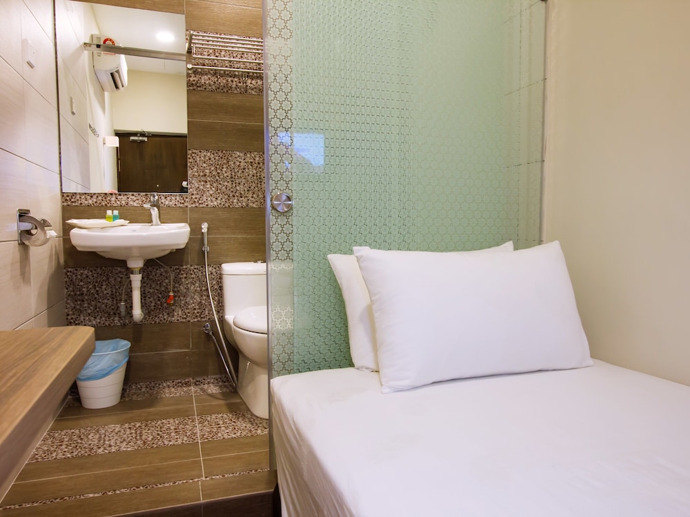 Tropicana Boutique Hotel 50/50