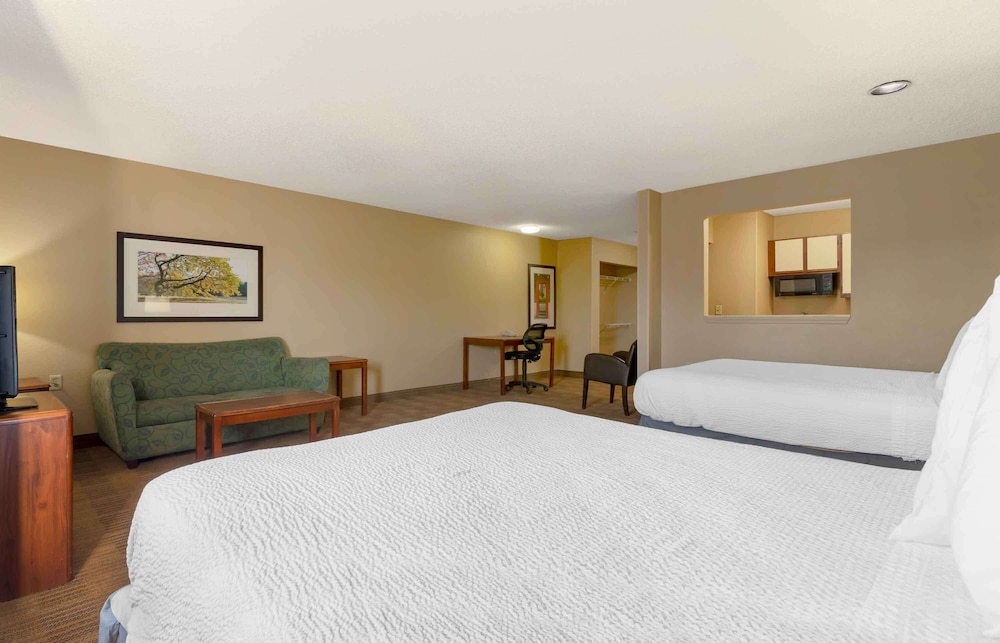 Extended Stay America - Tulsa - Midtown 10/52