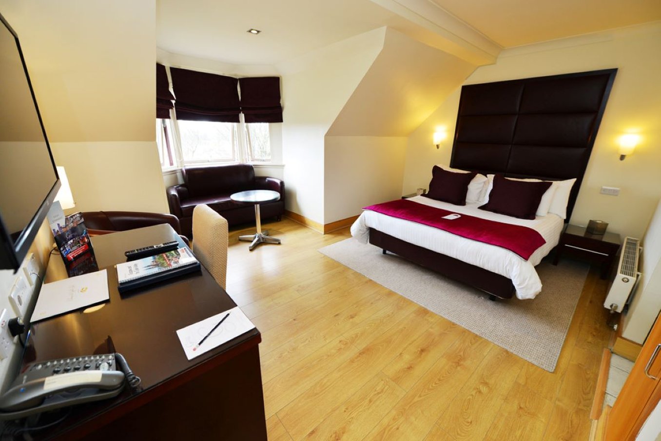 Glynhill Hotel 12/49