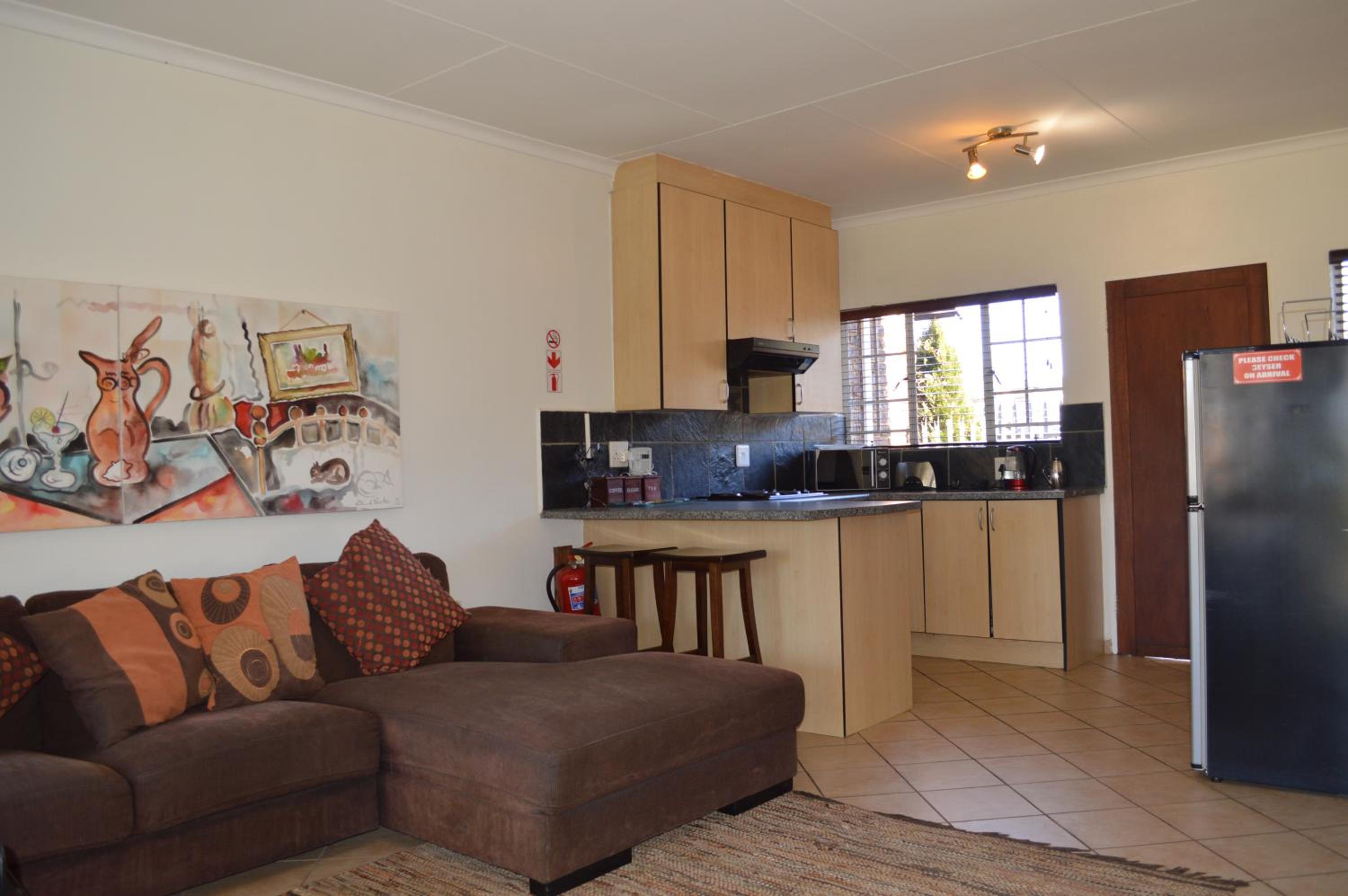 Dullstroom Artist Cottages 6/39