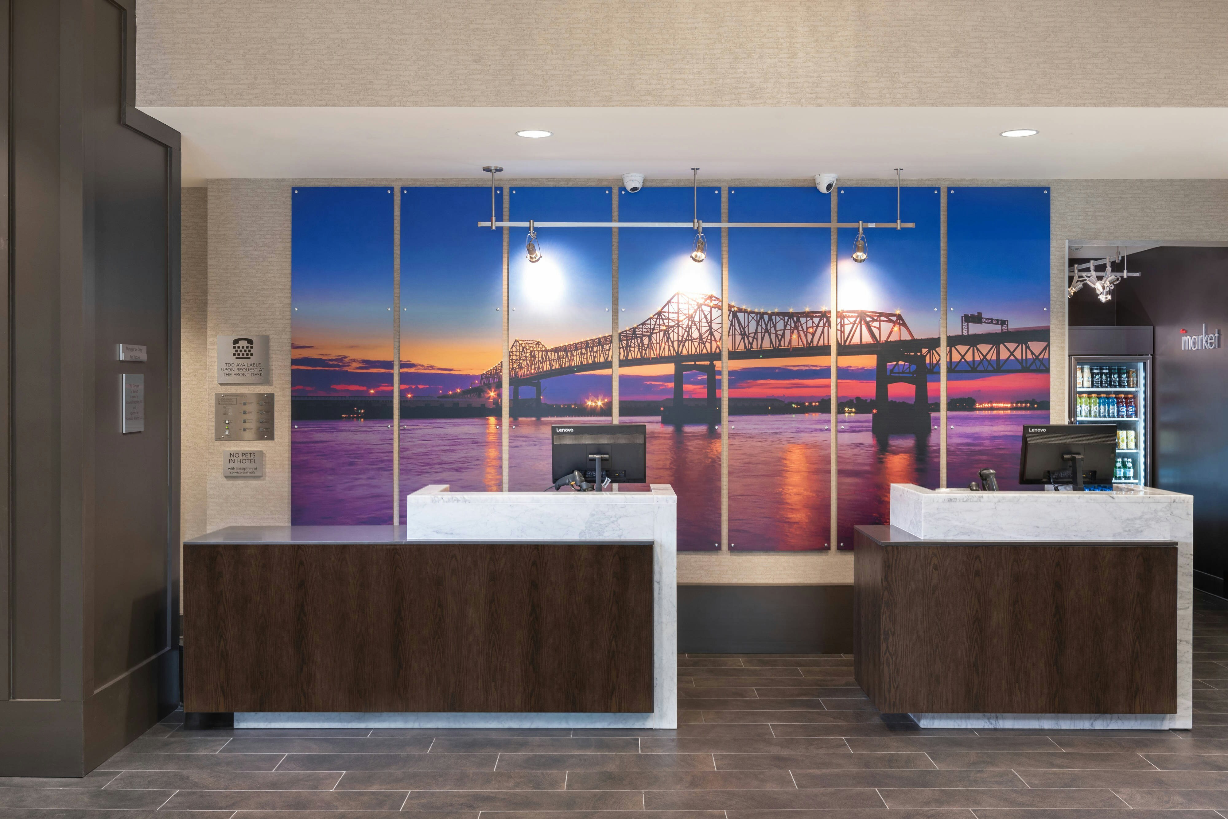 Courtyard By Marriott Baton Rouge Downtown 2/16