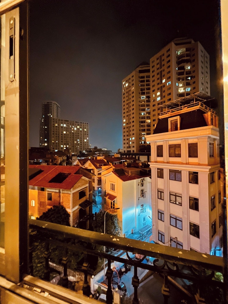 Nam Cuong X Hotel 8/50