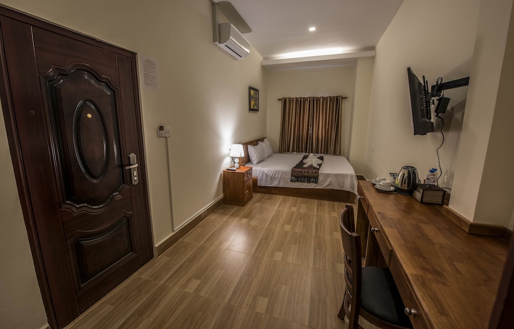 Phnom Penh Le Vincent Hotel 21/27
