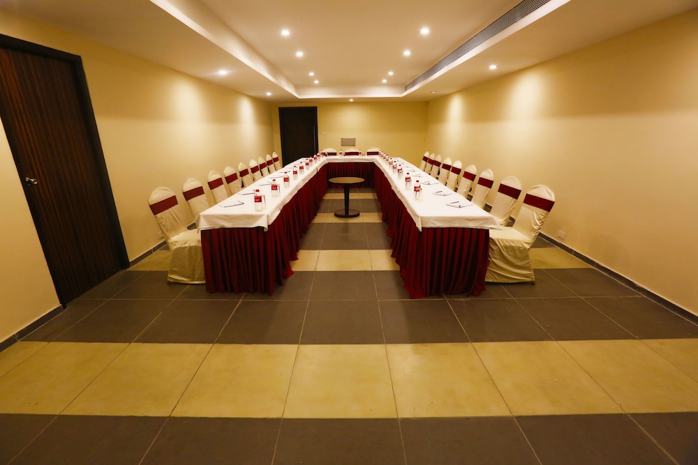 Grand Serenaa Hotel And Resorts 18/31