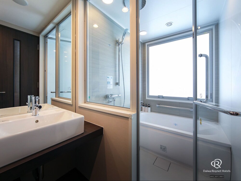 Daiwa Roynet Hotel Chiba Ekimae 45/50