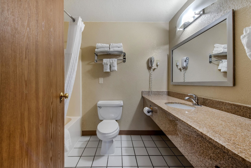 Comfort Inn Denver Southeast Area 12/34