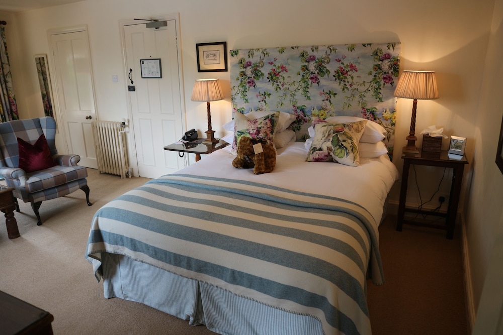 The Manor House 5/66