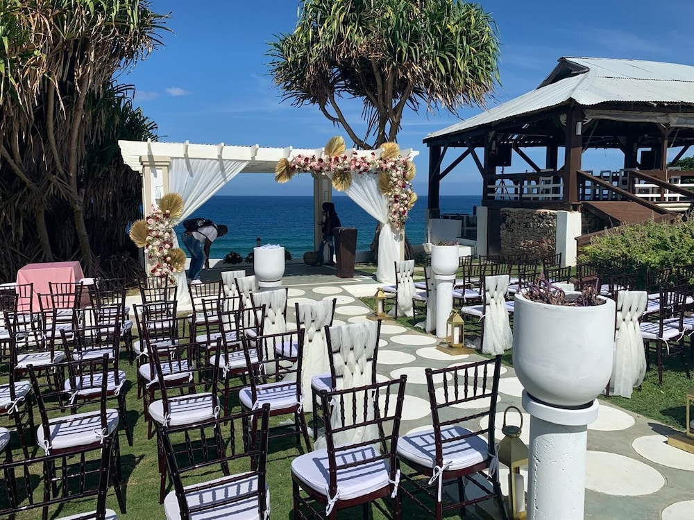 Sea Cliff Resort 37/50