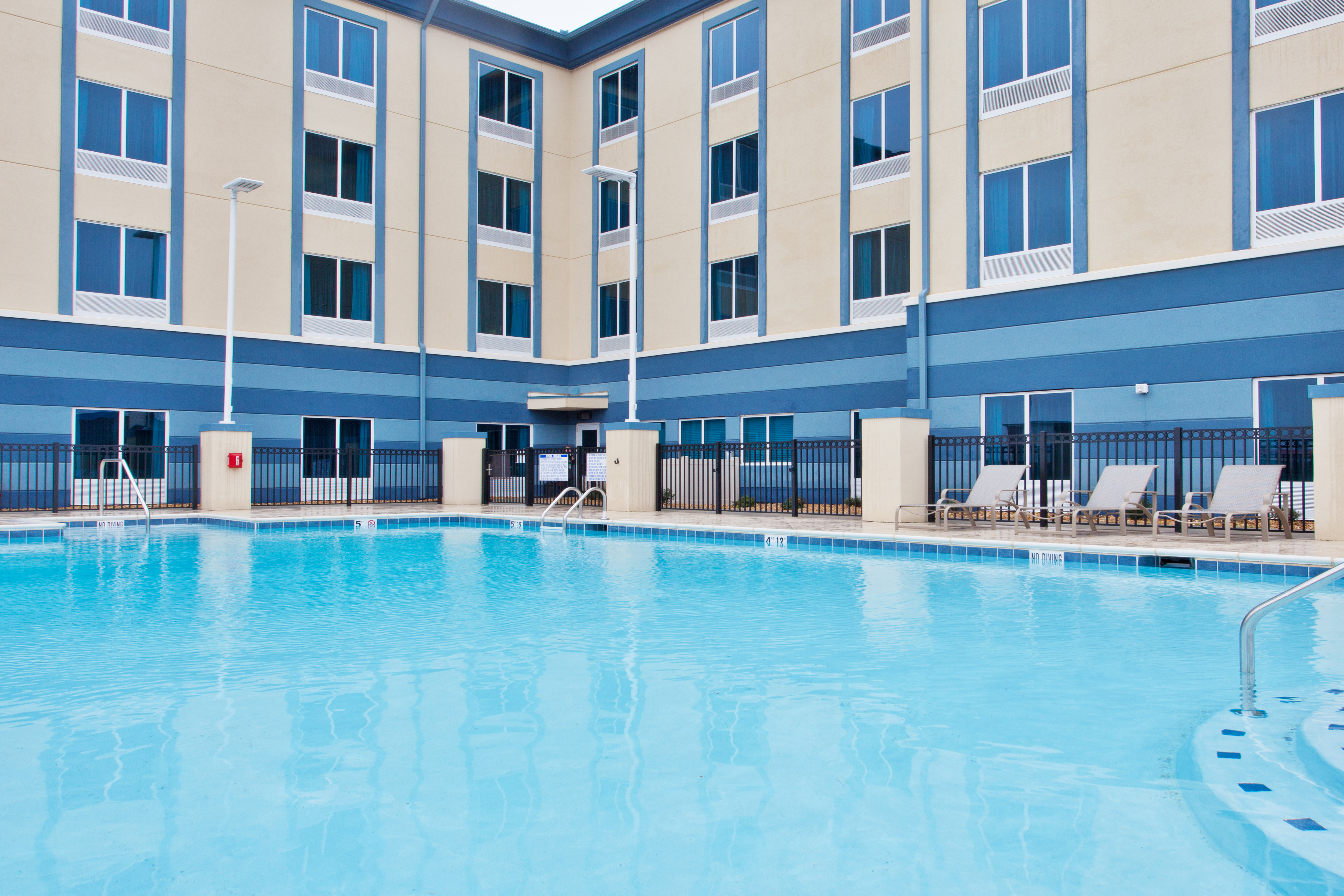 Holiday Inn Express Hotel And Suites Warner Robins North West 39/40