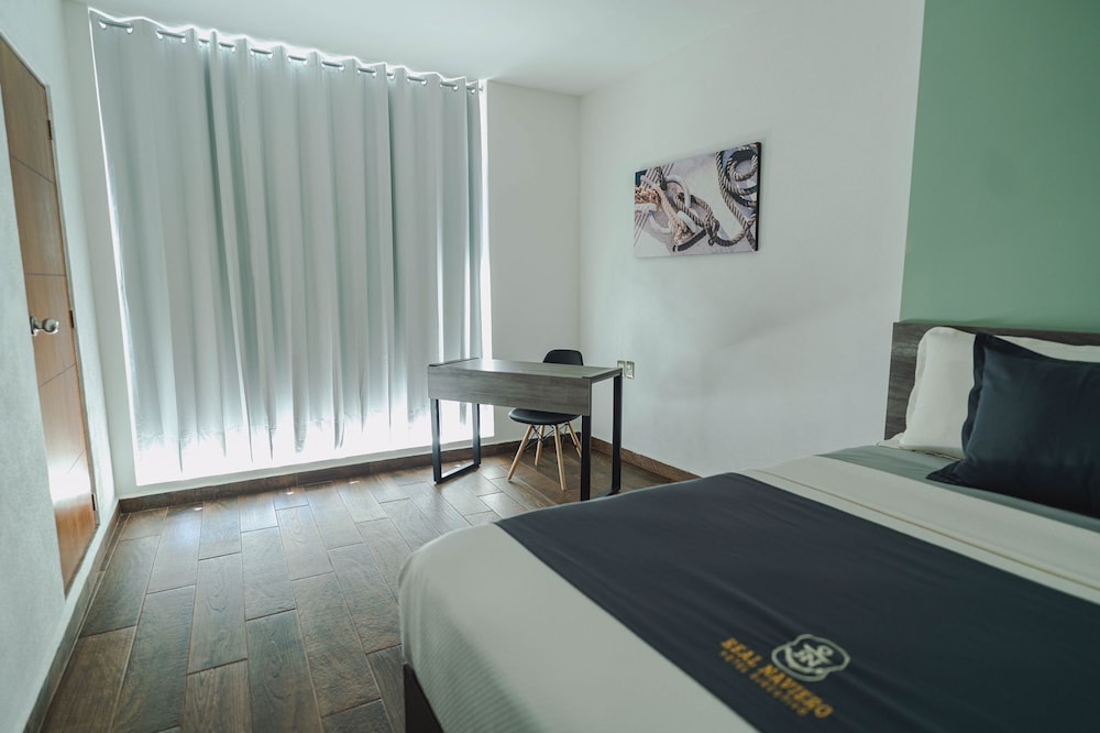 Real Naviero Hotel Ejecutivo 14/25