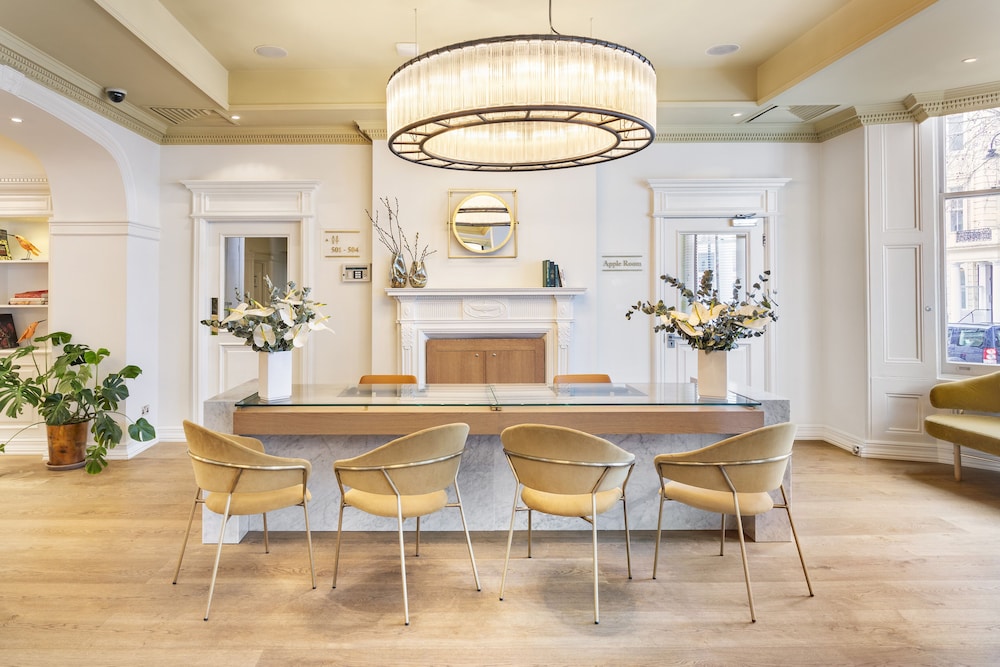 Melia London Kensington Member of Melia Collection 8/93