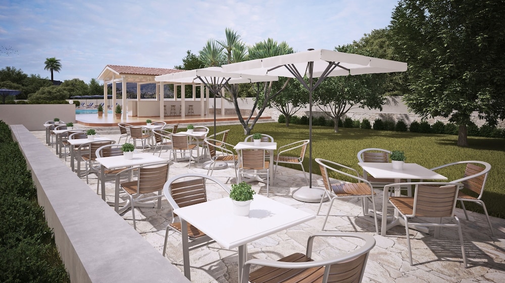Dimitra Hotel 23/42