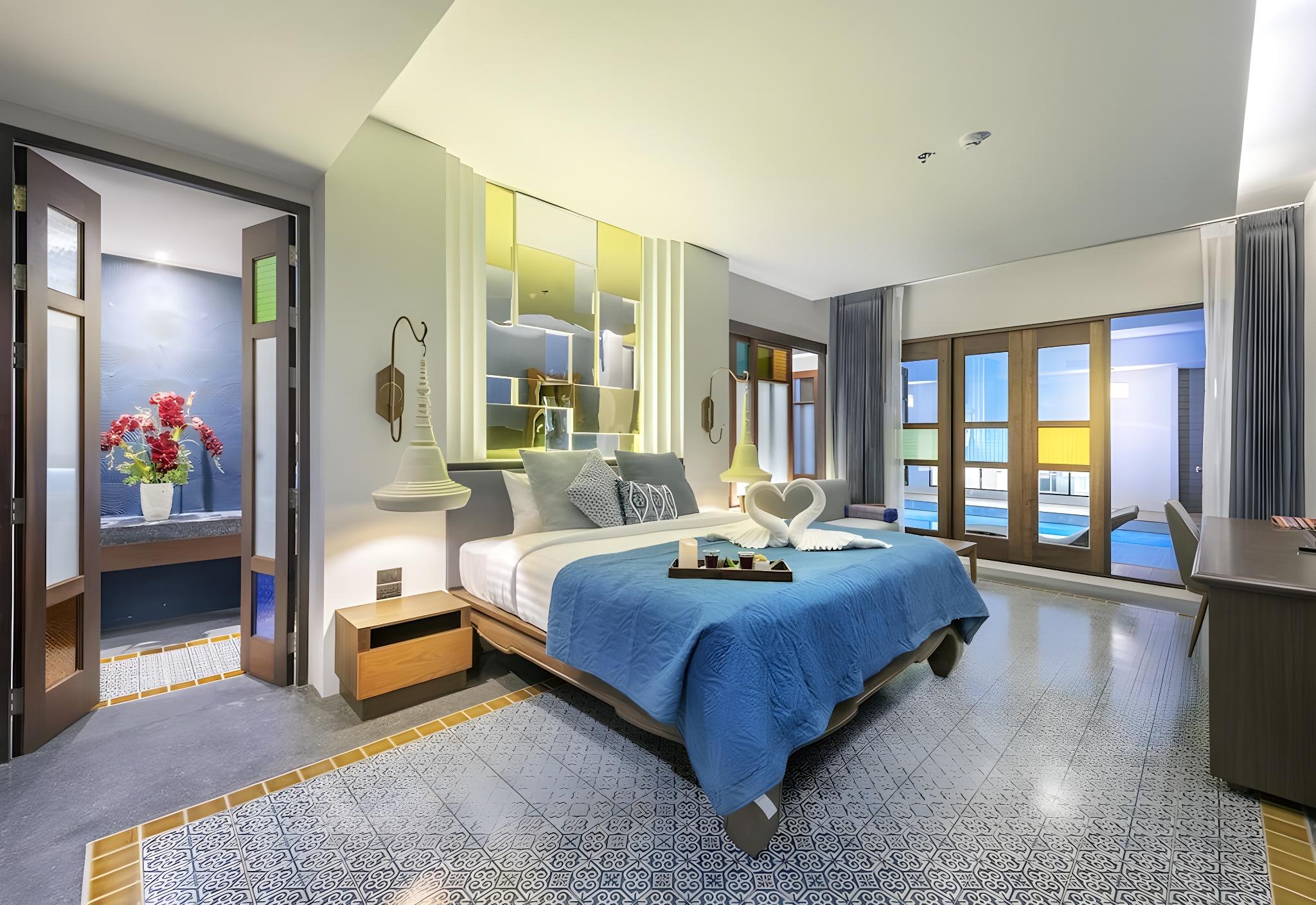 Room, Hot Tub, Pool Access
