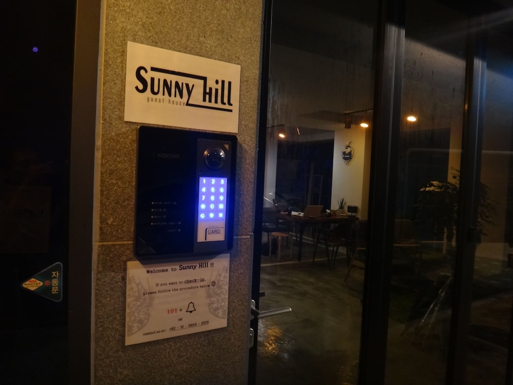 Sunny Hill Hostel Hongdae 23/50