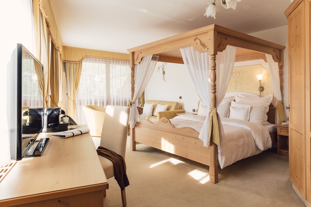 Glacier, Suite, 3 Beds