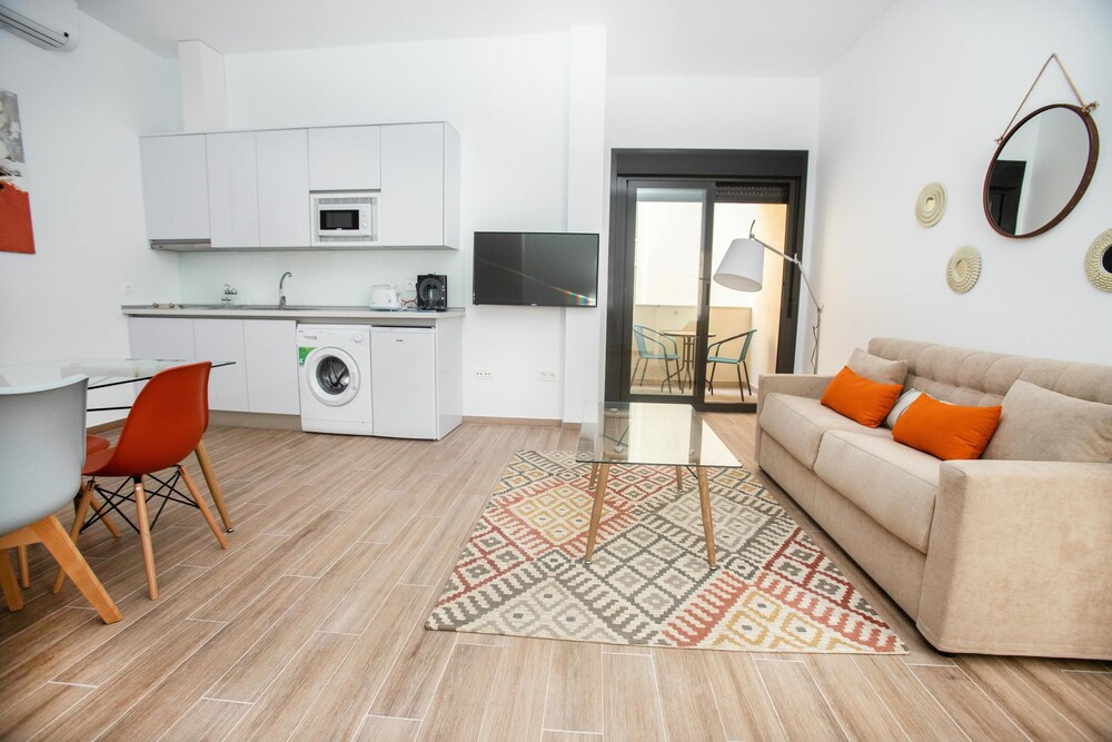 Feelathome Martires Apartments 53/74