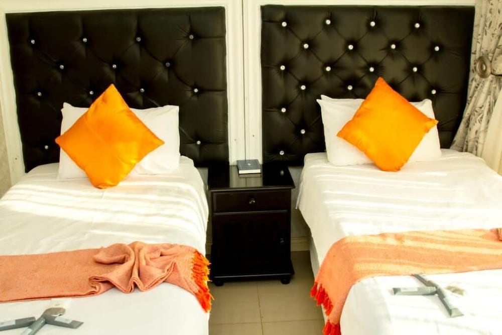 Vakhusi Bed and Breakfast 30/47