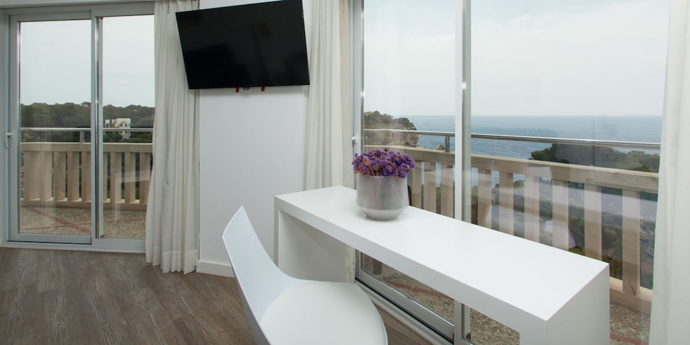 Pinos Playa Hotel 42/50